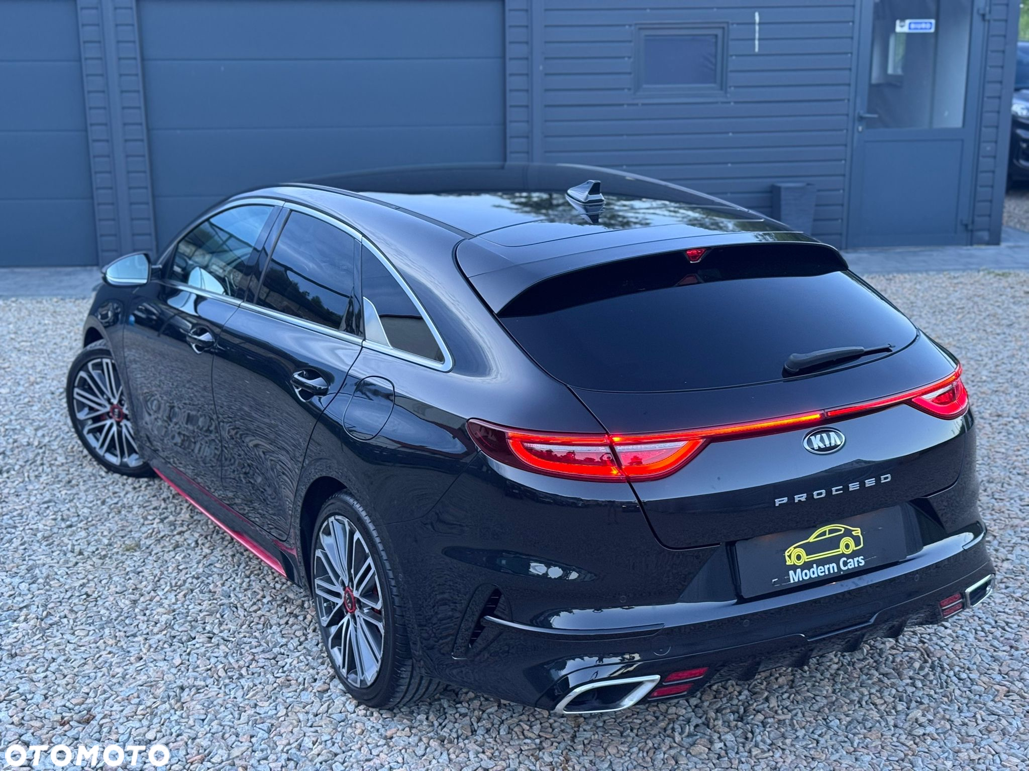 Kia ProCeed 1.6 T-GDI GT DCT - 13