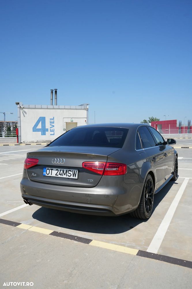 Audi A4 Limuzina - 5