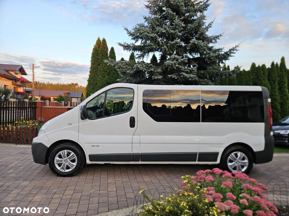 Renault Trafic Passenger Expression - 2