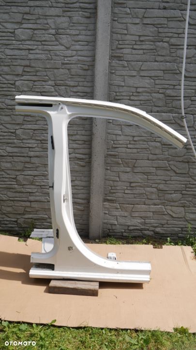 SŁUPEK Środkowy  BERLINGO 4 IV PARTNER 4 IV COMBO E PROACE CITY - 1