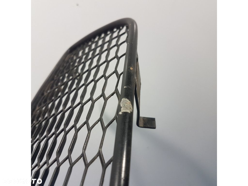 VOLKSWAGEN PASSAT B5 ATRAPA GRILL KAMEI - 4