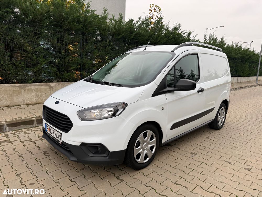 Ford Tourneo Courier - 2