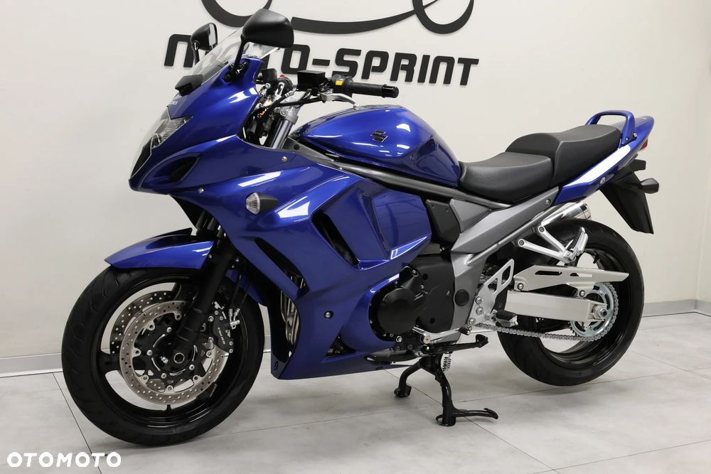Suzuki GSX - 5