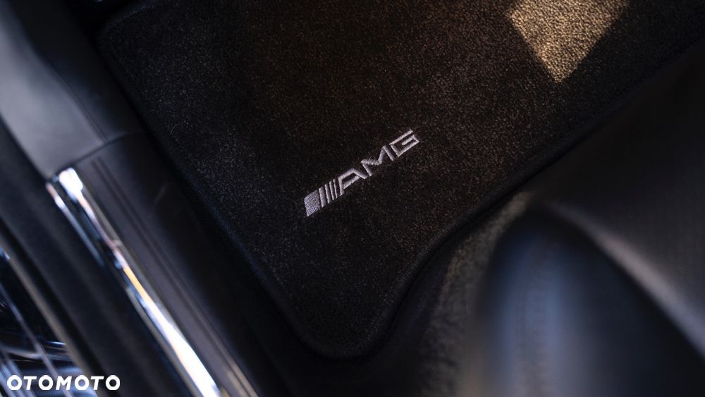 Mercedes-Benz CLS 63 AMG 7G-TRONIC - 34