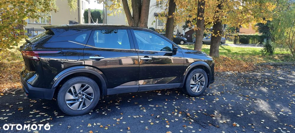 Nissan Qashqai - 1