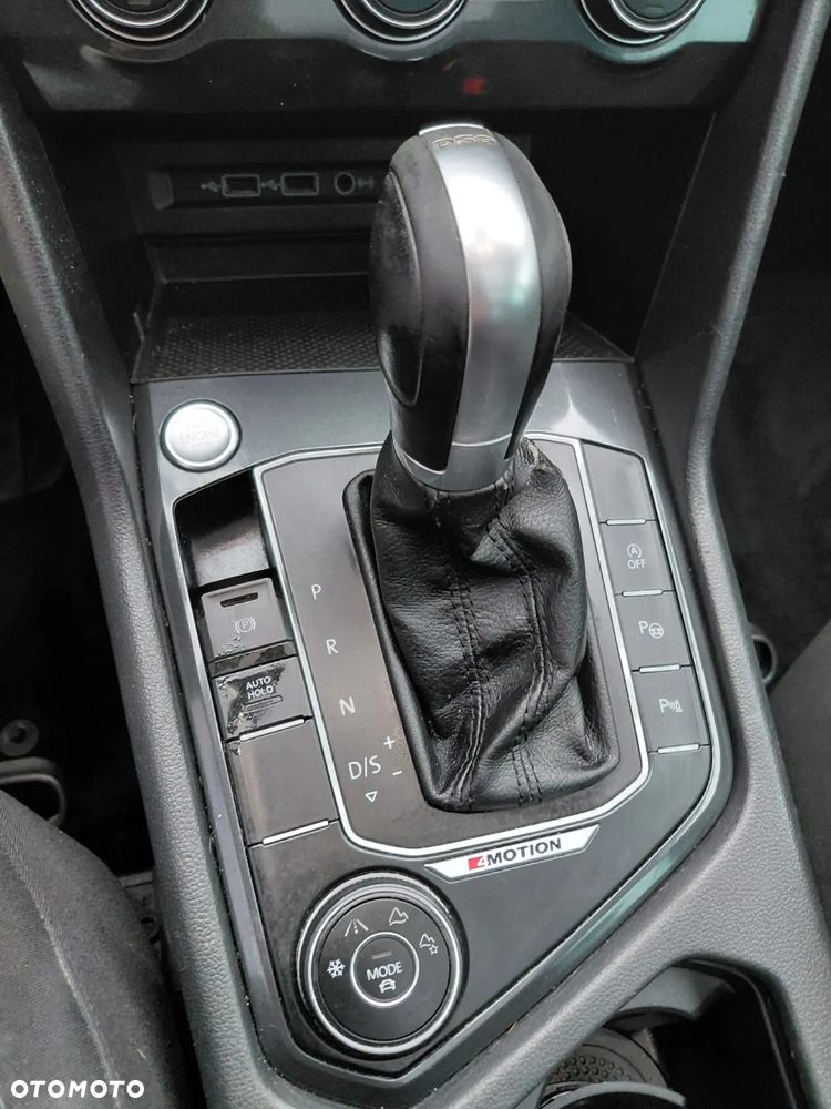 Volkswagen Tiguan - 30