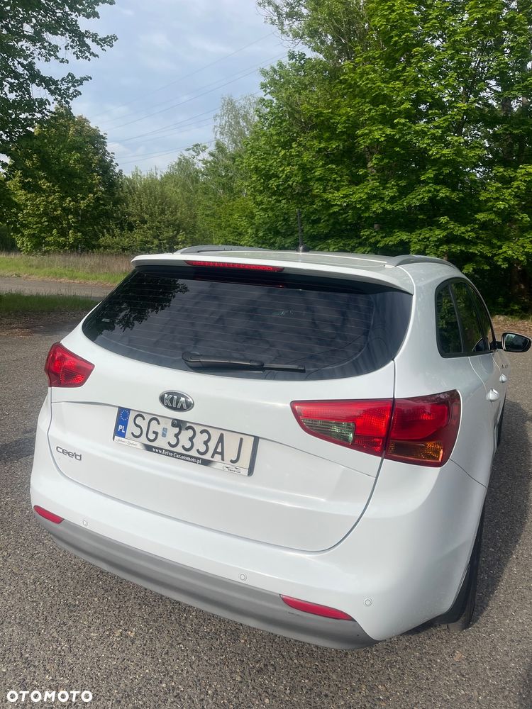 Kia Ceed 1.4 L - 6