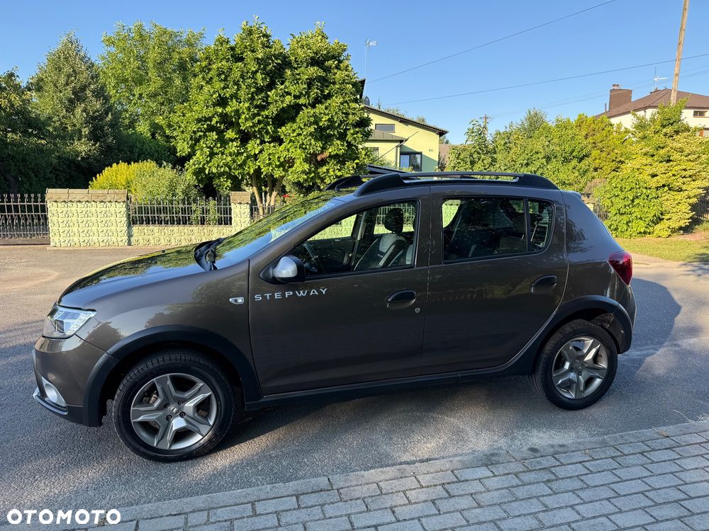 Dacia Sandero 0.9 TCe SL Celebration S&S - 26