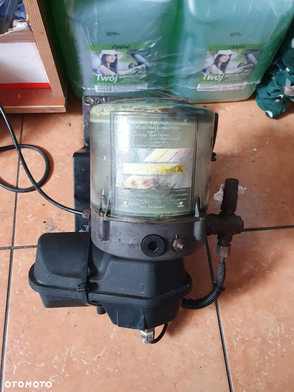 Centralne smarowanie naczepa elektryczne