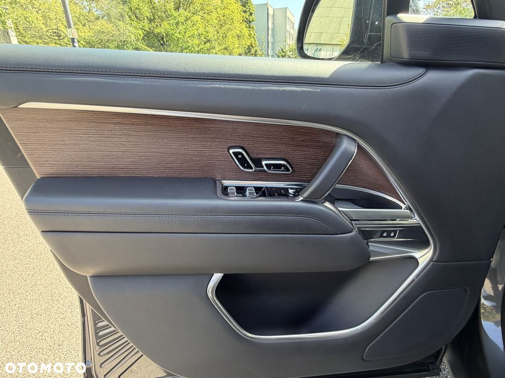 Land Rover Range Rover 4.4 V8 P535 Autobiography - 18