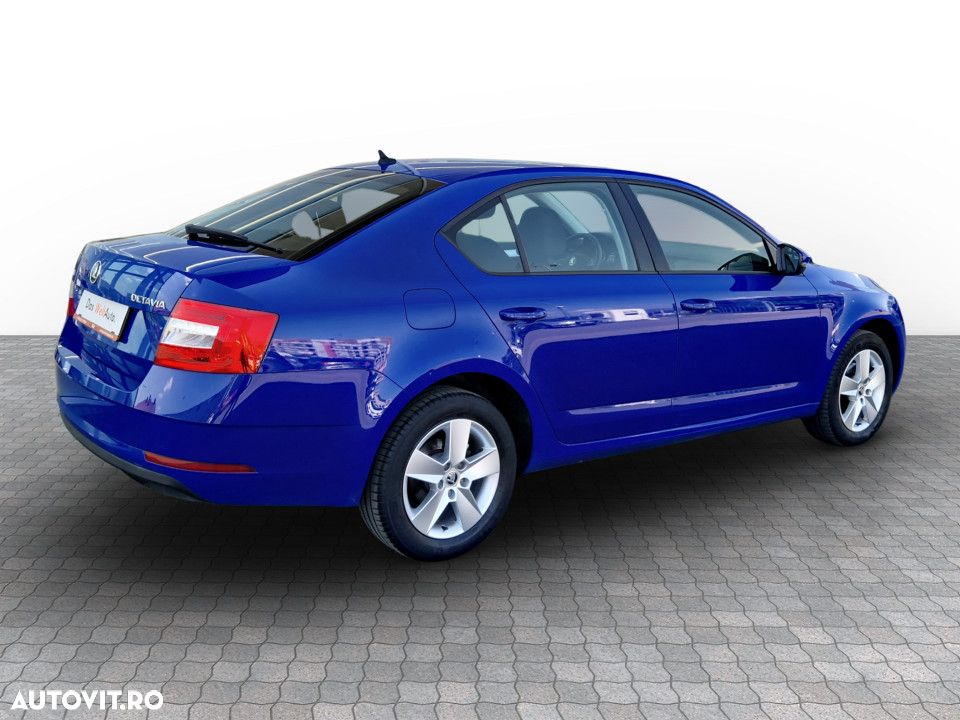 Skoda Octavia - 8