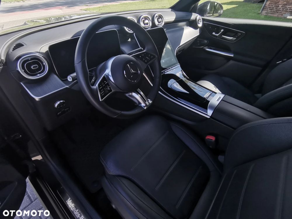 Mercedes-Benz GLC - 31