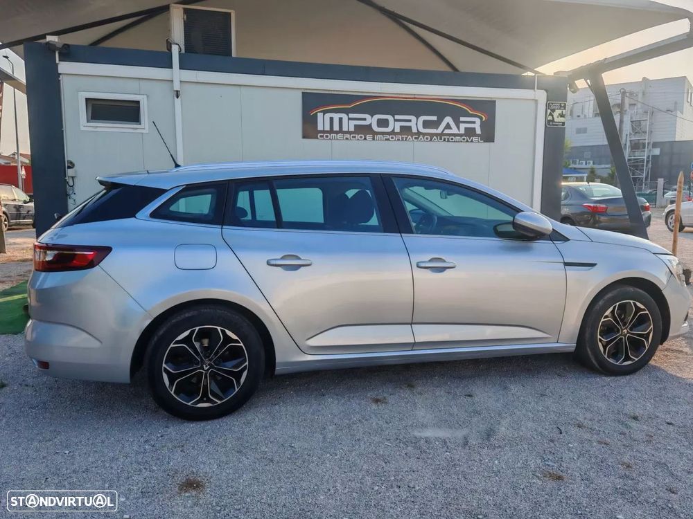 Renault Mégane Sport Tourer - 2