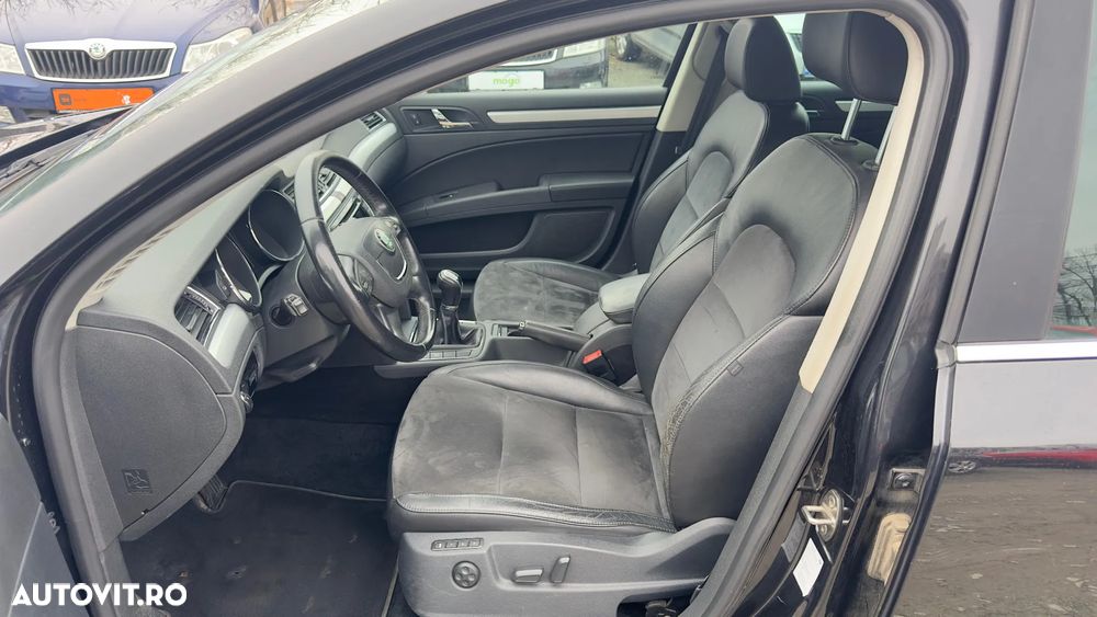 Skoda Superb 2.0 TDI Ambition - 20