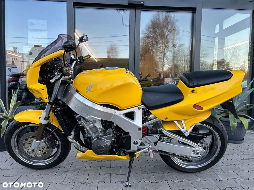 Honda CBR - 16