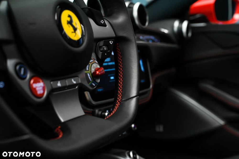 Ferrari Portofino M - 22