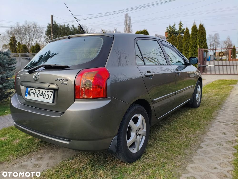 Toyota Corolla 1.4 D-4D Luna - 7