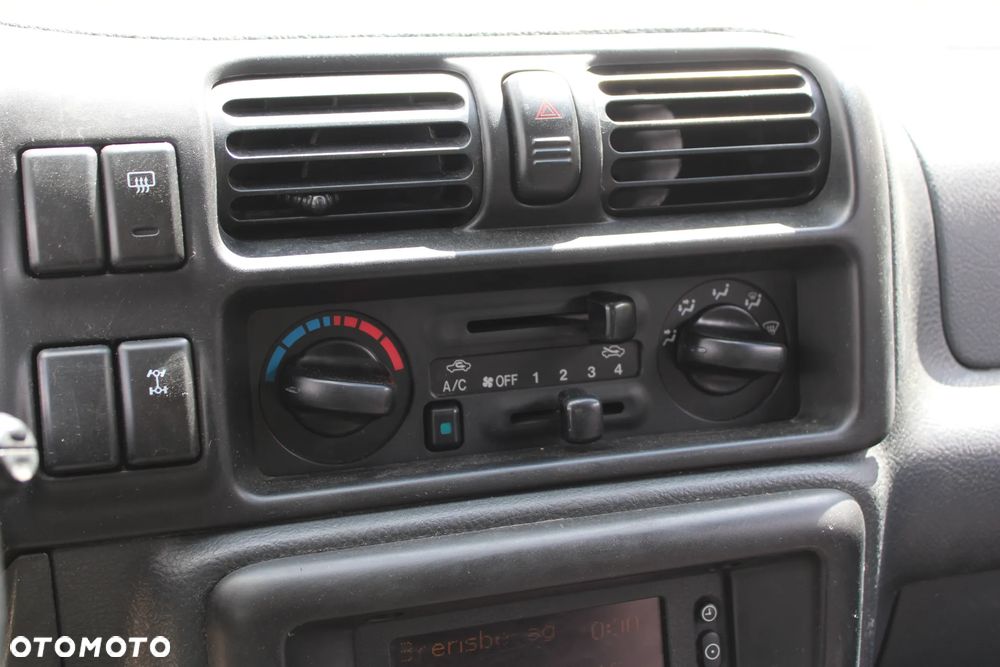Opel Frontera - 17