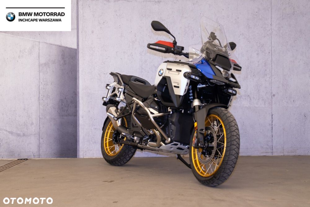 BMW R - 1