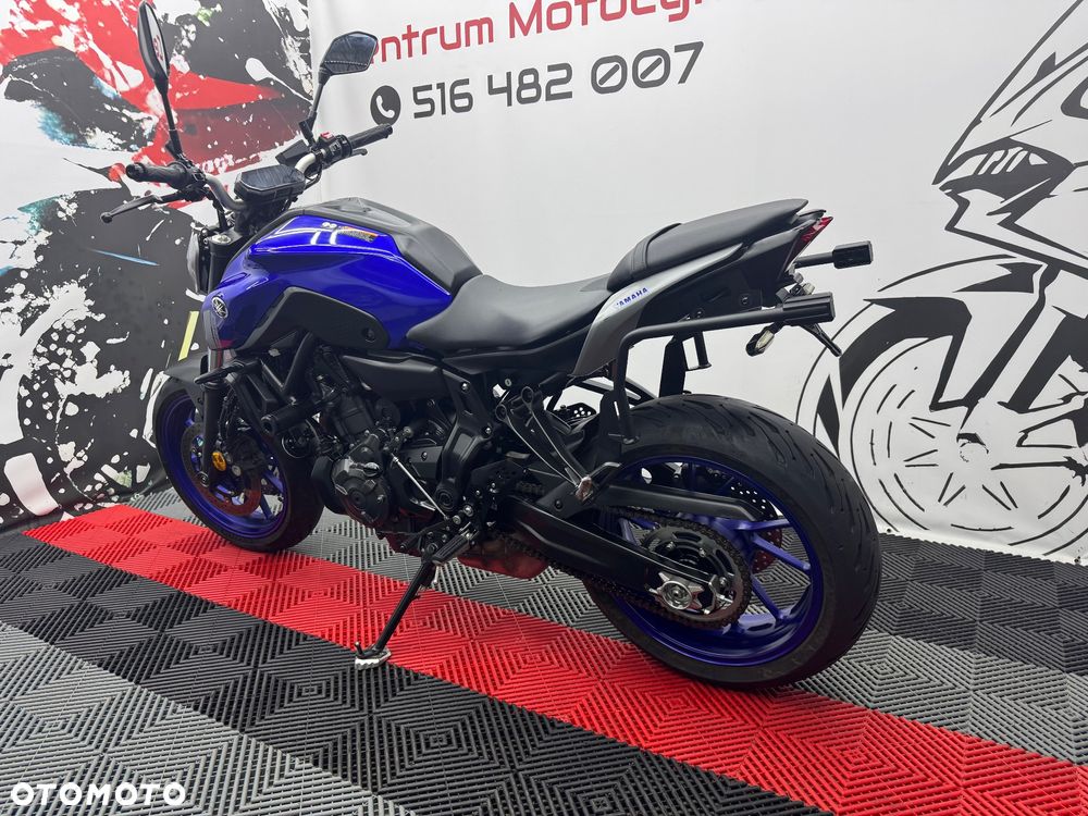 Yamaha MT - 8