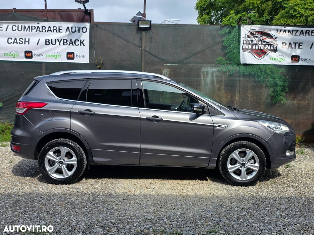Ford Kuga 2.0 TDCi 4WD Trend - 3
