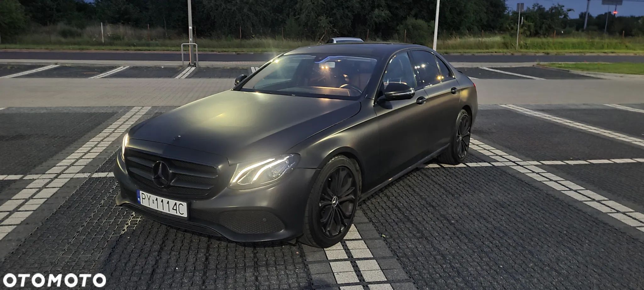 Mercedes-Benz Klasa E 220 d 9G-TRONIC AMG Line - 1