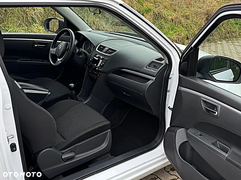 Suzuki Swift 1.2 Premium - 6