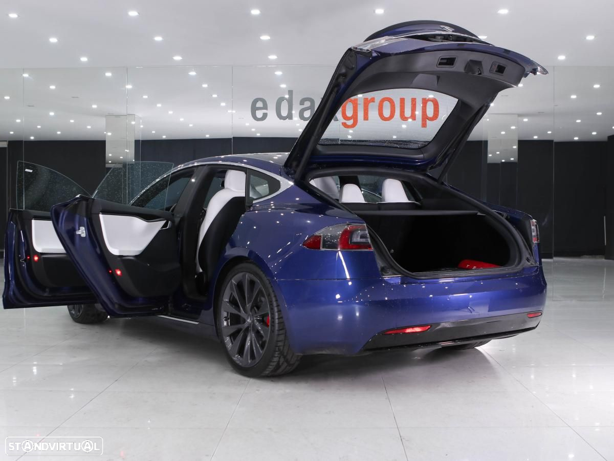 Tesla Model S Ludicrous Performance - 5