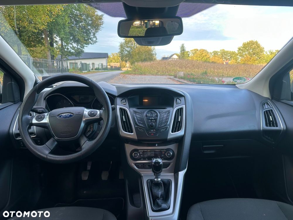 Ford Focus - 13