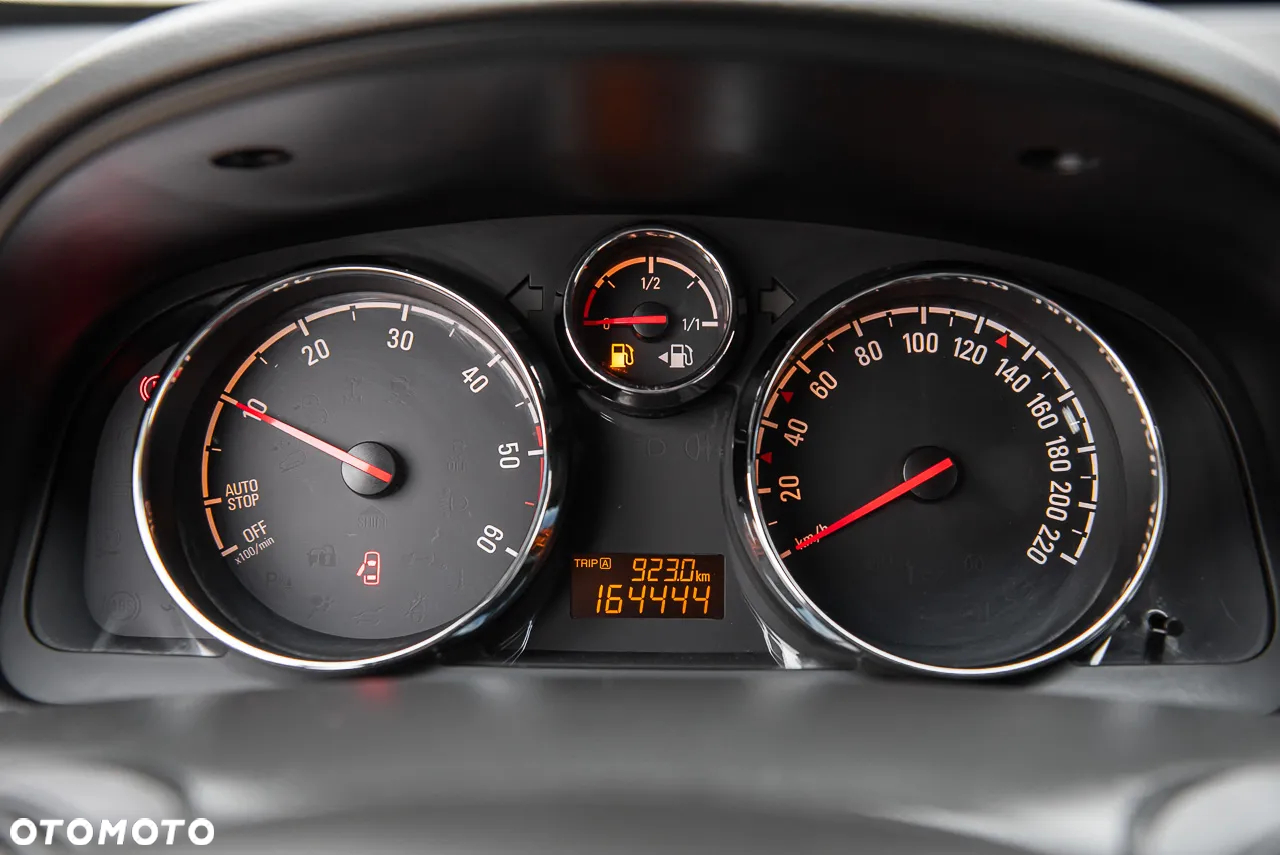 Opel Antara 2.2 CDTI 2x4 - 17