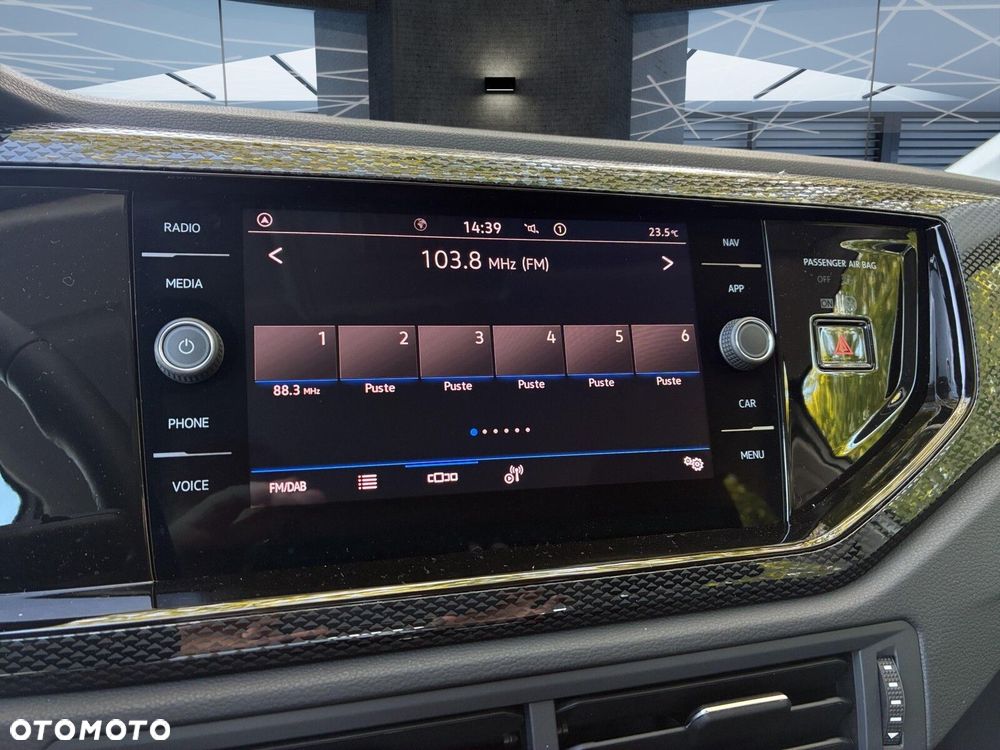 Volkswagen Polo - 18