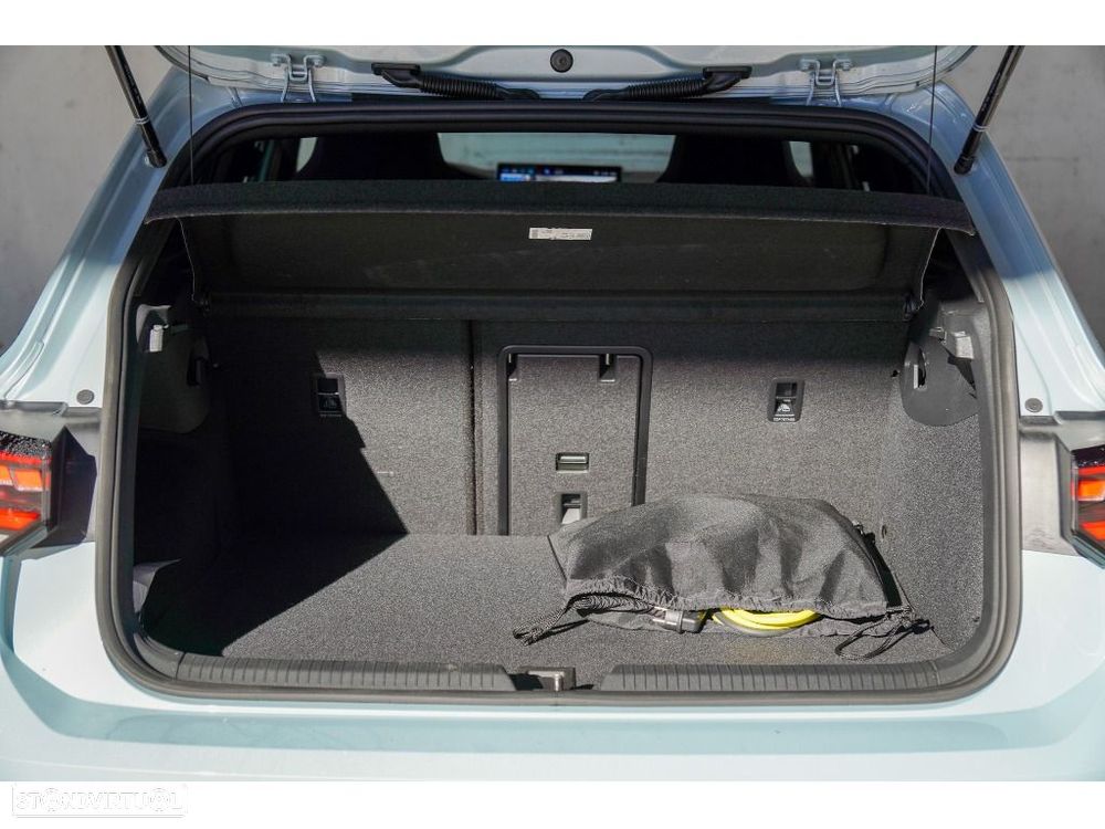 VW Golf 1.5 TSI e-Hybrid GTE DSG - 24
