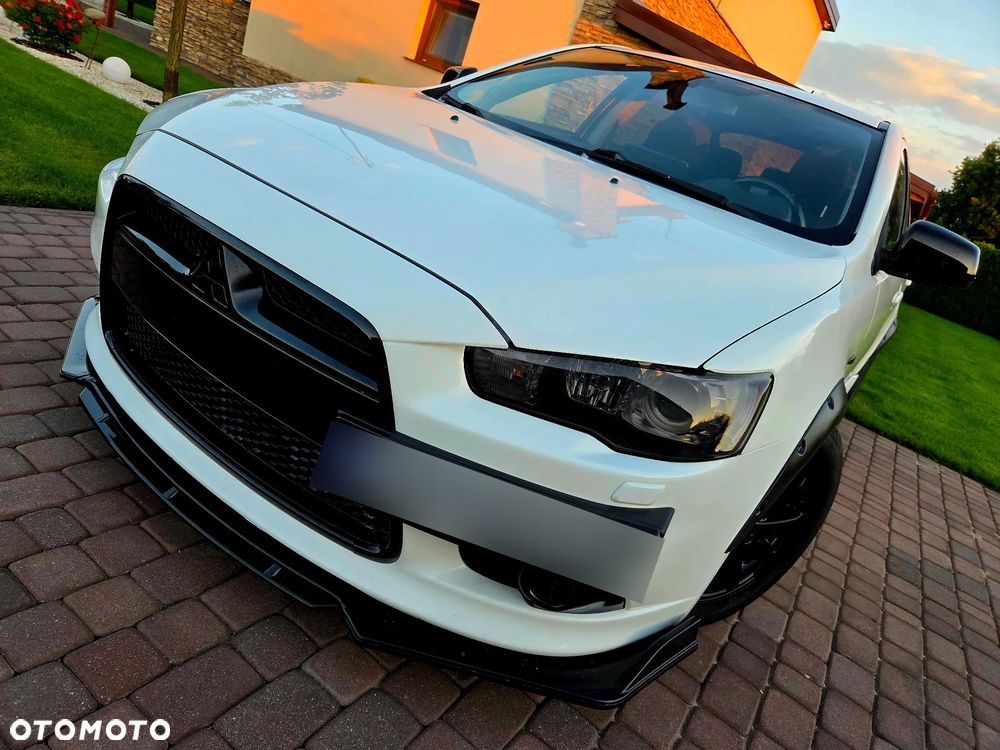 Mitsubishi Lancer - 1
