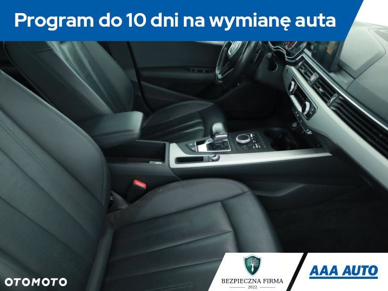 Audi A4 Limousine - 9