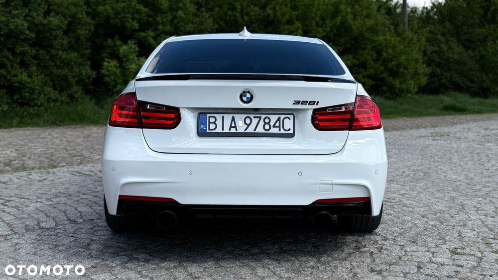 BMW Seria 3 335xi - 5