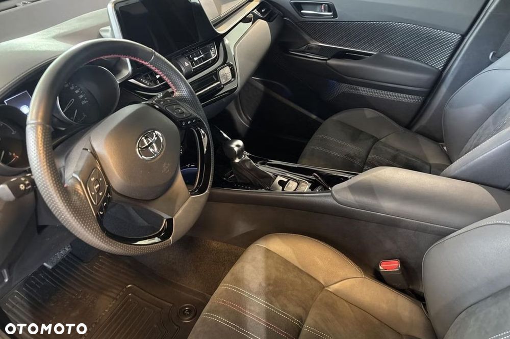 Toyota C-HR 1.8 Hybrid Dynamic - 8