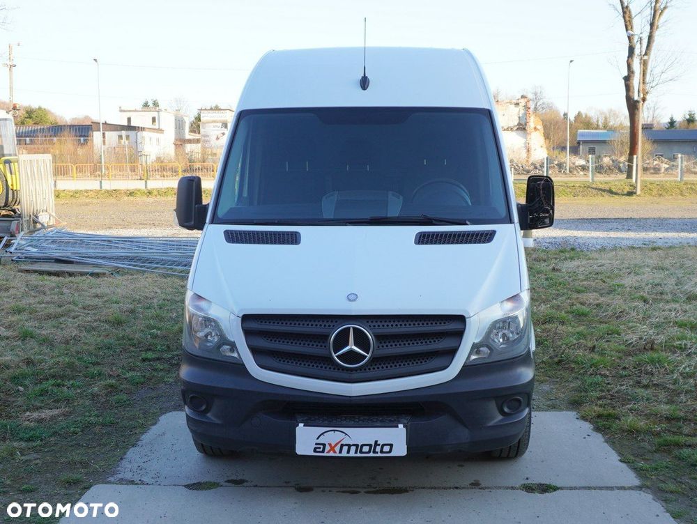 Mercedes-Benz Sprinter - 9