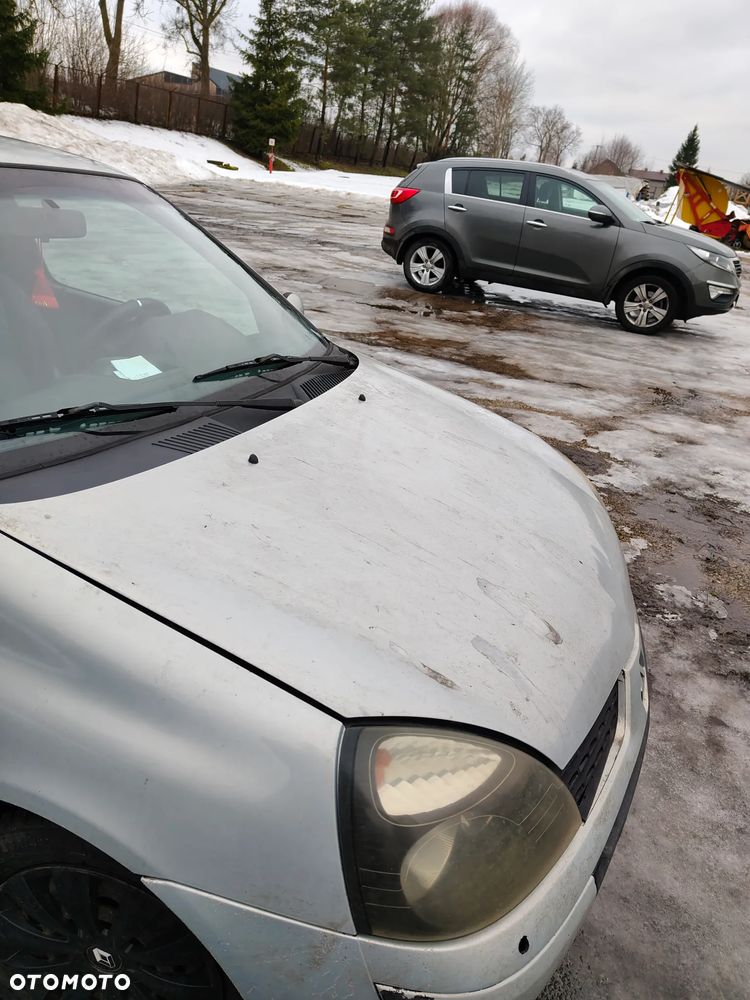 Renault Clio - 6