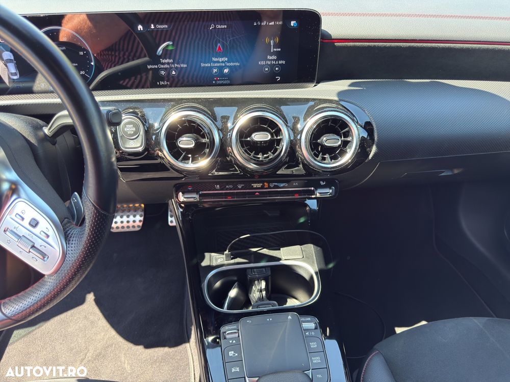 Mercedes-Benz CLA 200 - 13