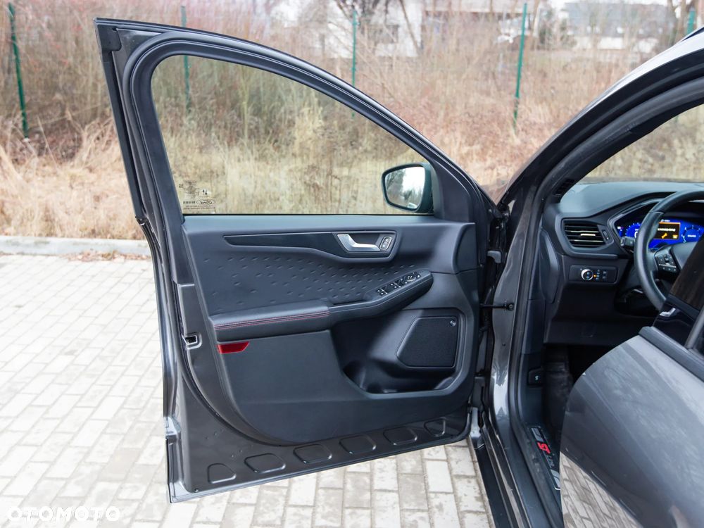 Ford Kuga 2.0 EcoBlue 4x4 ST-LINE X - 14