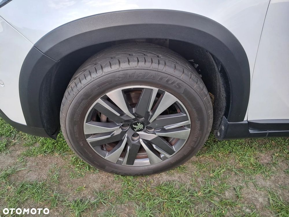 Peugeot 2008 PureTech 110 Stop&Start Allure - 22