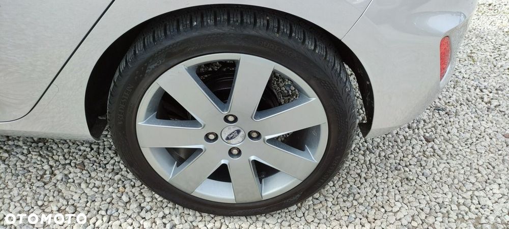 Ford Fiesta - 29