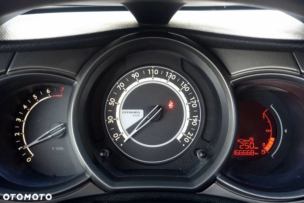 Citroën C3 1.2 PureTech Exclusive - 16