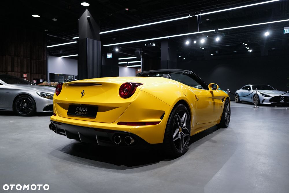 Ferrari California T - 8