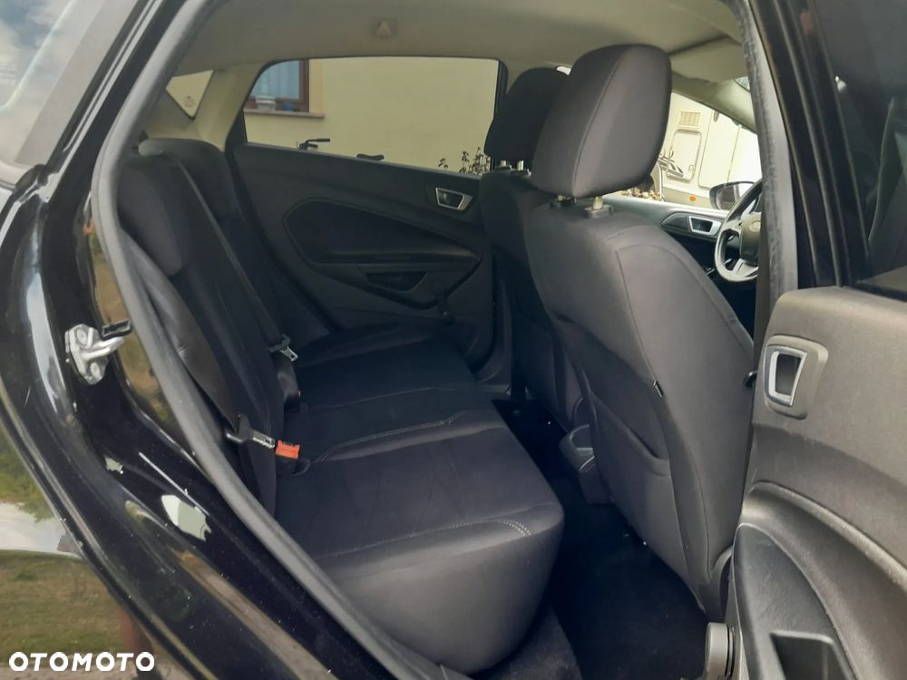 Ford Fiesta 1.25 Celebration - 22