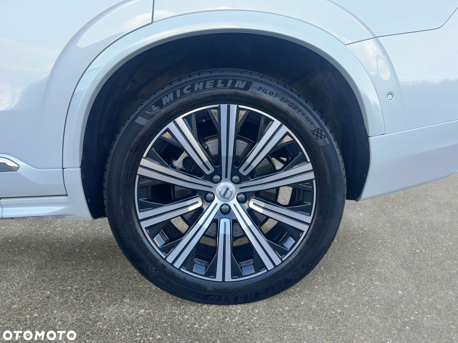 Volvo XC 90 - 17