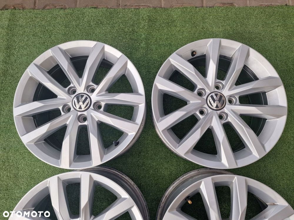 KOMPLET FELG FELGI ALU VW VOLKSWAGEN 3G0 3G GOLF PASSAT TOURAN 16 ET41 - 3