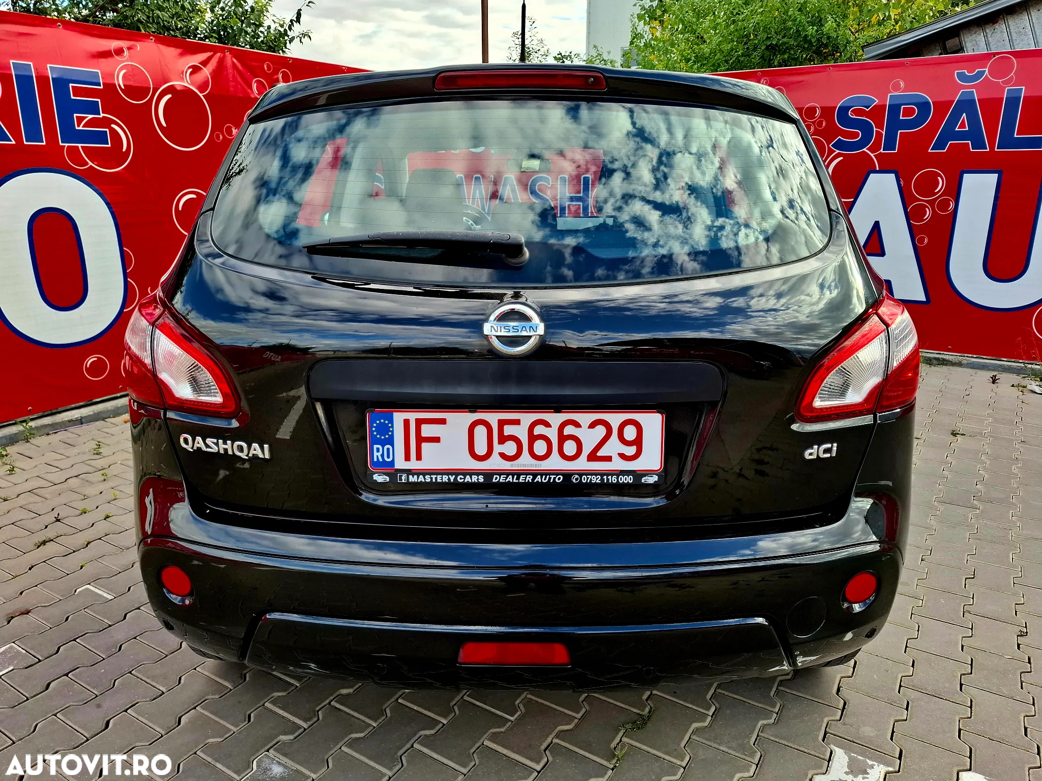 Nissan Qashqai 2.0 dCi DPF acenta - 7