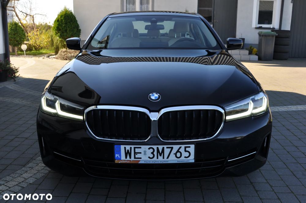 BMW Seria 5 520d xDrive - 2