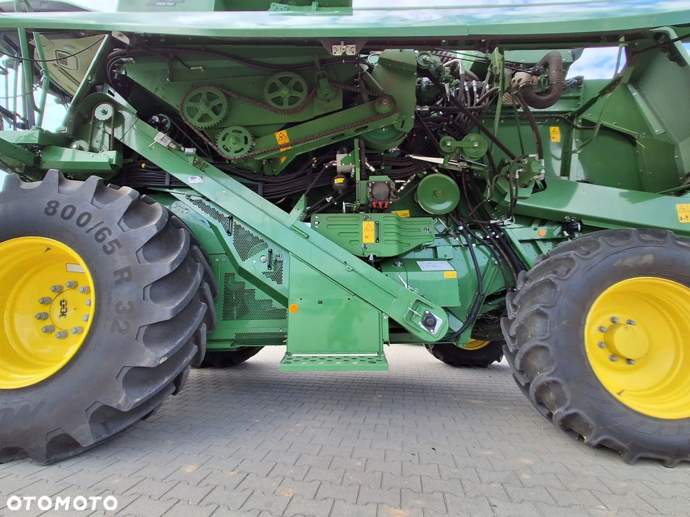 John Deere T560i - 15